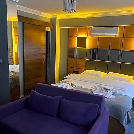 Kadikoy Linda Hotel 3*